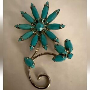 Vintage Brooch Pin Juliana Style Turquoise Glass Flower Puddling Daisy